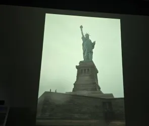 Prelekcja Gabriela Bartkiewicza o Nowym Jorku