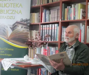„Sieradzkie Szlaki” z Januszem Ziarnikiem w Filii nr 1