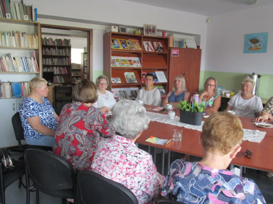 DKK „Służące do wszystkiego” Joanny Kuciel-Frydryszak