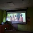 Projekcja spektaklu telewizyjnego z audiodeskrypcją pt. „Pełna powaga”