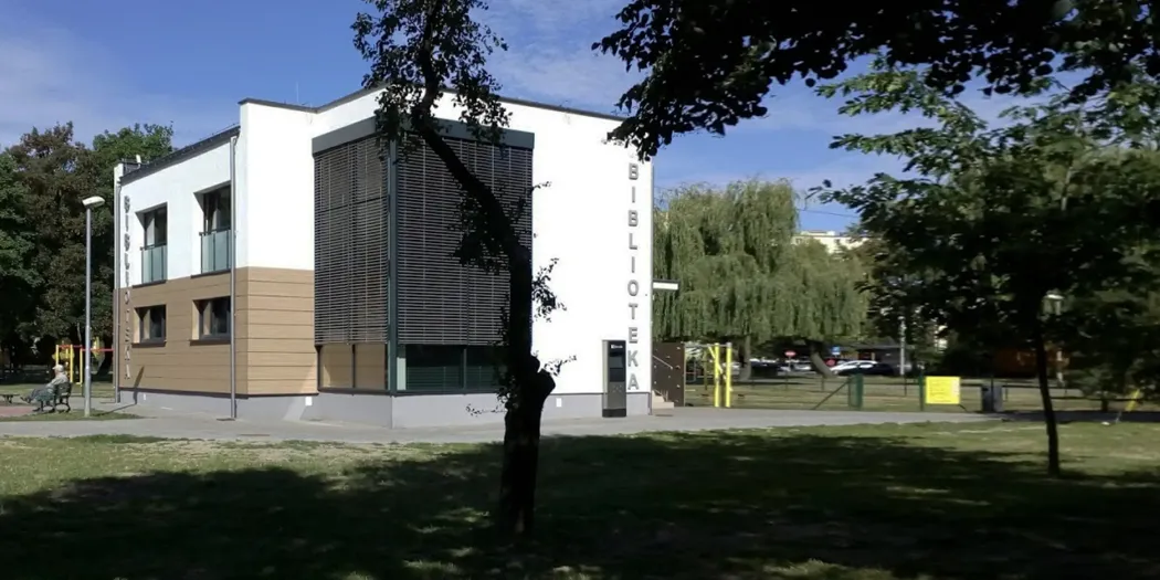 28.10 Biblioteka Główne i Filie otwarte od godz. 10.00