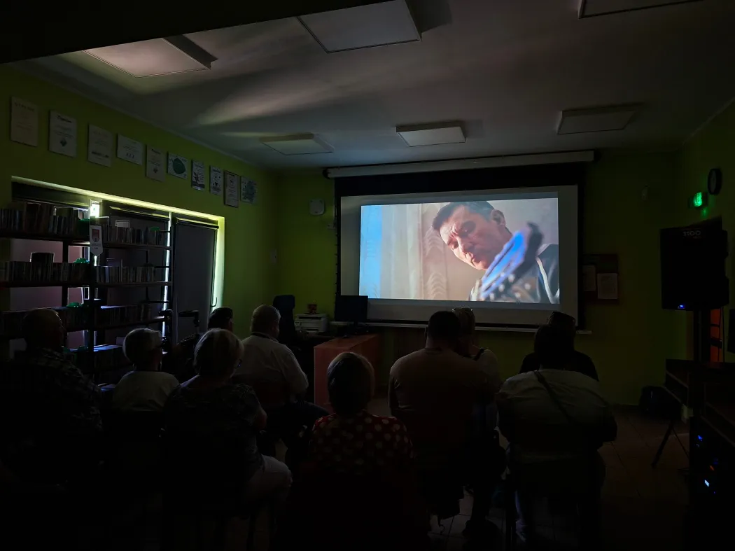 Projekcja filmu z audiodeskrypcją pt. „Wróbel”